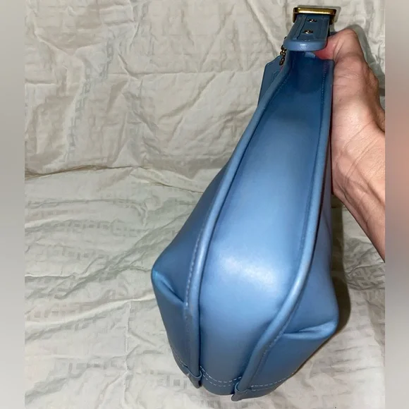 HTF color Like new Coach Ergo Blue Leather Shoulder Bag